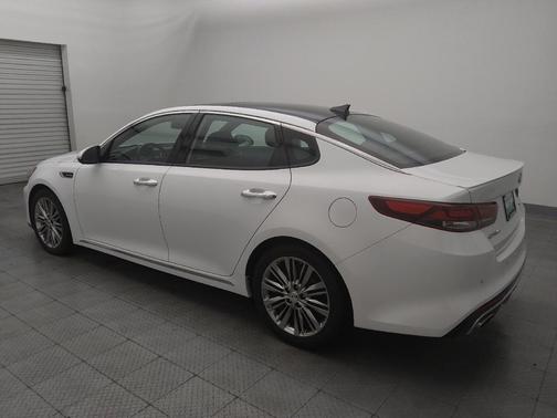 Snow White Pearl 2018 Kia Optima SX Turbo