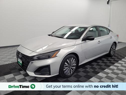 Brilliant Silver Metallic 2024 Nissan Altima 2.5 SV