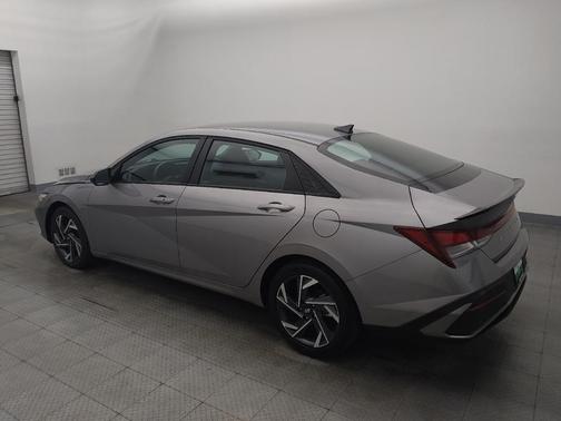 Fluid Metal 2025 Hyundai ELANTRA Sport