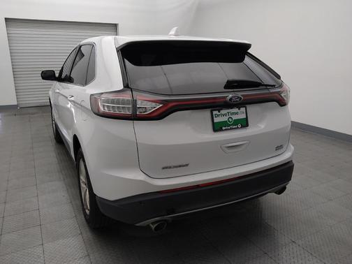 White 2017 Ford Edge SEL