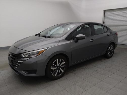 Gray 2025 Nissan Versa 1.6 SV