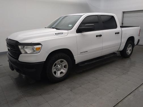 Bright White Clearcoat 2022 RAM 1500 Tradesman