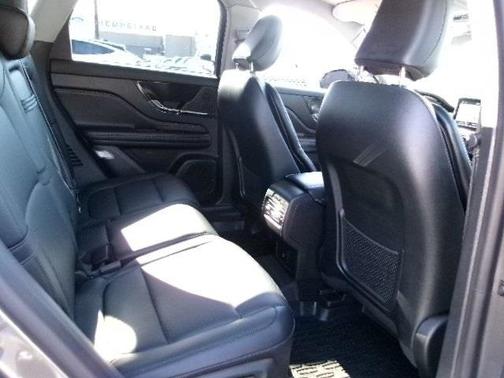 2023 Lincoln Aviator STANDARD