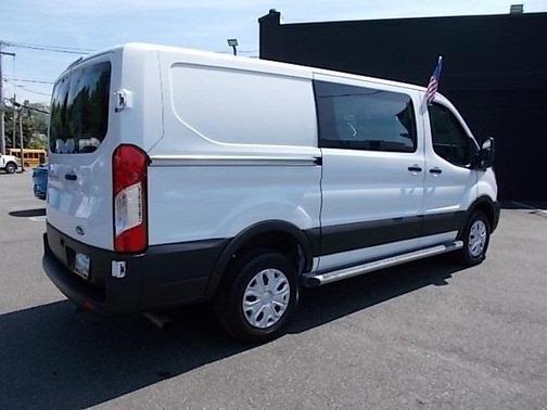 2023 Ford Transit-250 