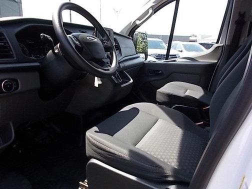 2023 Ford Transit-250 