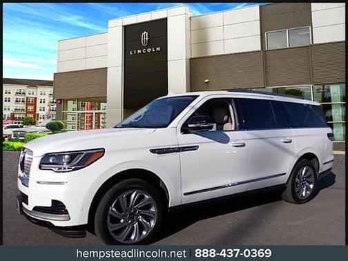 2022 Lincoln Navigator L RESERVE
