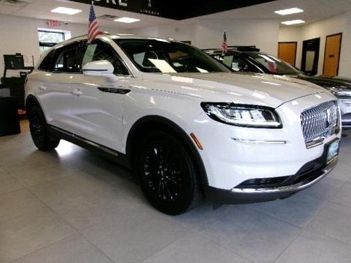 2022 Lincoln Nautilus STANDARD