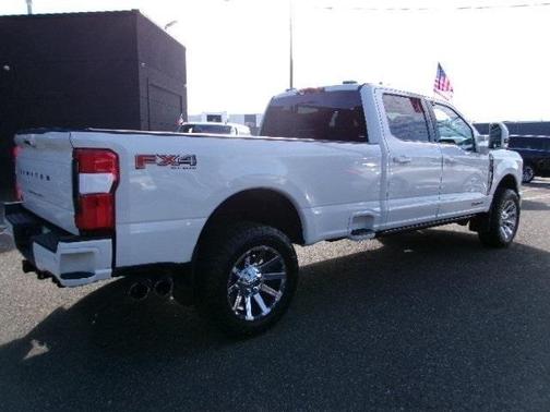 2024 Ford F-350 LIMITED