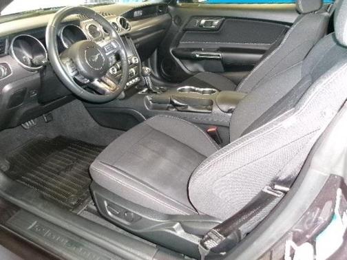 2022 Ford Mustang ECOBOOST