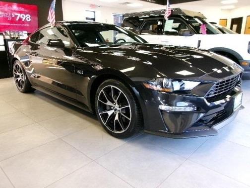2022 Ford Mustang ECOBOOST