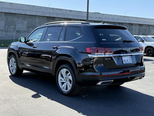 2021 Volkswagen Atlas 3.6L SE w/Technology