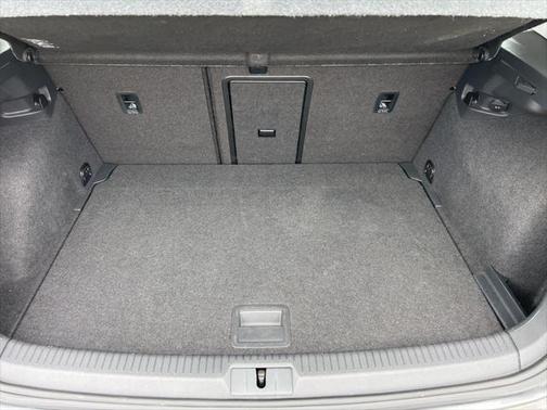 2018 Volkswagen e-Golf SE