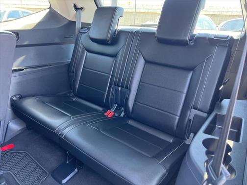 2022 Volkswagen Atlas 3.6L SE w/Technology