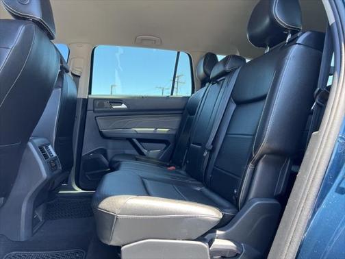 2022 Volkswagen Atlas 3.6L SE w/Technology