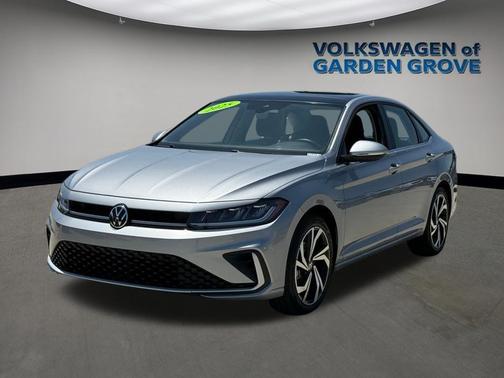 Pyrite Silver 2025 Volkswagen Jetta 1.5T SEL