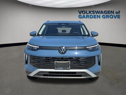 2025 Volkswagen Tiguan 2.0T SE 4MOTION