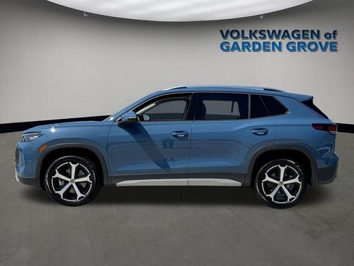 2025 Volkswagen Tiguan 2.0T SE 4MOTION