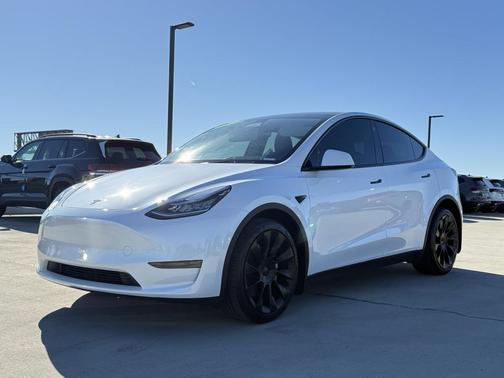 2023 Tesla Model Y Long Range Dual Motor All-Wheel Drive