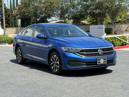 Rising Blue 2022 Volkswagen Jetta 1.5T S