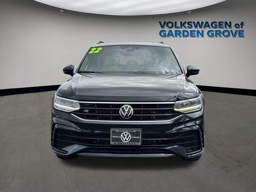 2022 Volkswagen Tiguan 2.0T SE R-Line Black