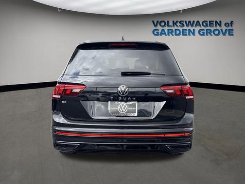 2022 Volkswagen Tiguan 2.0T SE R-Line Black