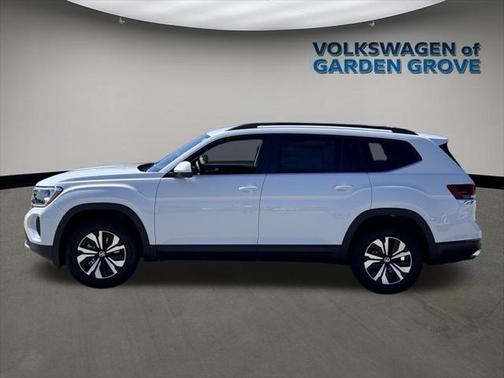 2025 Volkswagen Atlas 2.0T SE
