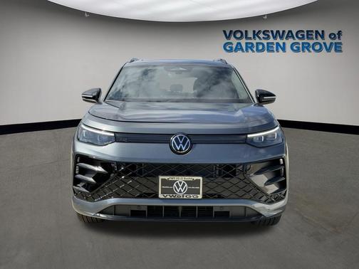 platinum gray metallic 2026 Volkswagen Tiguan 2.0T SE R-Line Black