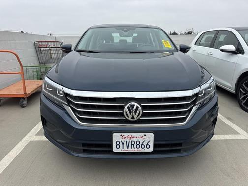 2022 Volkswagen Passat 2.0T SE