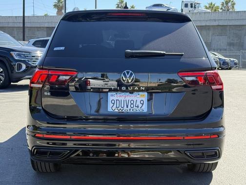 2023 Volkswagen Tiguan 2.0T SE R-Line Black