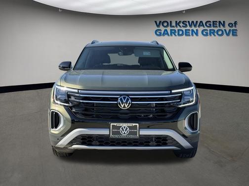 2026 Volkswagen Atlas Peak Edition