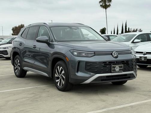 2025 Volkswagen Tiguan 2.0T S