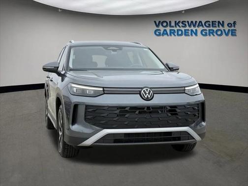 2025 Volkswagen Tiguan 2.0T S
