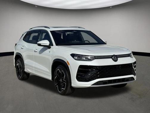 2026 Volkswagen Tiguan 2.0T SEL R-Line 4MOTION