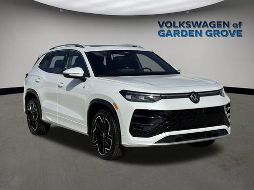 2026 Volkswagen Tiguan 2.0T SEL R-Line 4MOTION