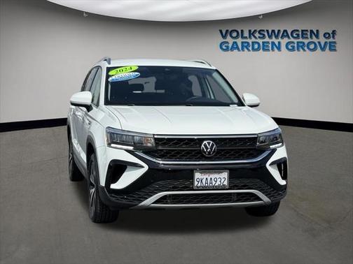 2024 Volkswagen Taos SE