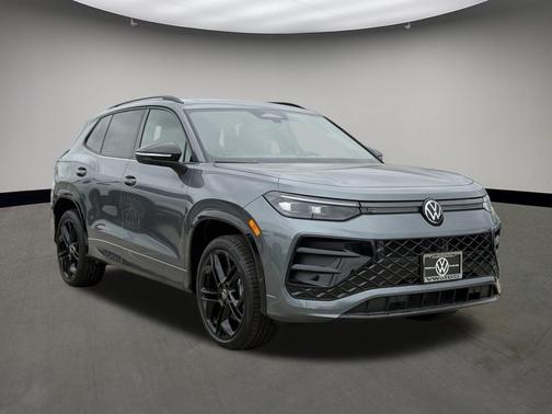 2025 Volkswagen Tiguan 2.0T SE R-Line Black 4MOTION