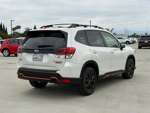 Crystal White Pearl 2019 Subaru Forester Sport