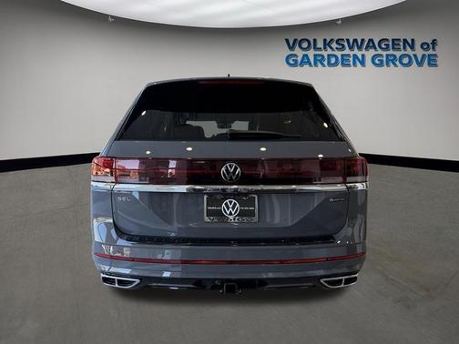Pure Gray 2026 Volkswagen Atlas 2.0T SEL Premium R-Line 4MOTION