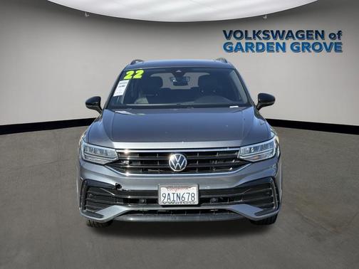 2022 Volkswagen Tiguan 2.0T SE R-Line Black