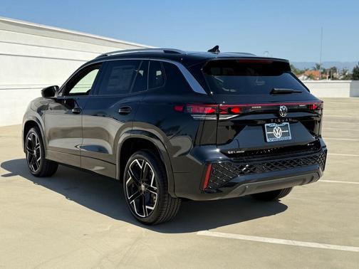 2026 Volkswagen Tiguan 2.0T SEL R-Line 4MOTION