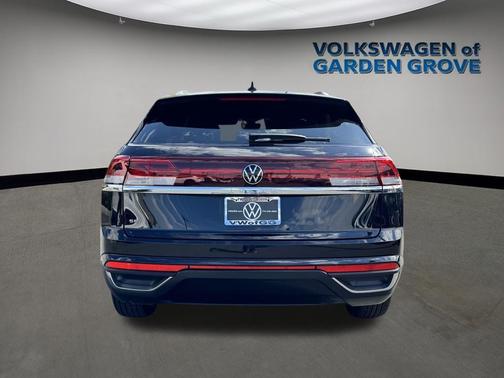 2024 Volkswagen Atlas Cross Sport 2.0T SE