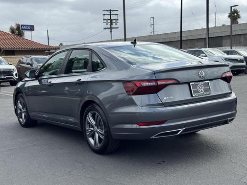 2020 Volkswagen Jetta 1.4T R-Line