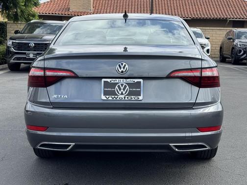 2020 Volkswagen Jetta 1.4T R-Line