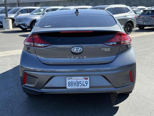 2020 Hyundai IONIQ Hybrid Blue