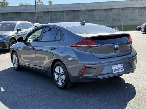 2020 Hyundai IONIQ Hybrid Blue