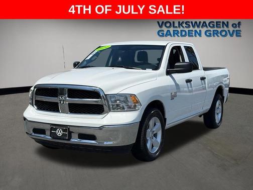 Bright White Clearcoat 2024 RAM 1500 Classic SLT