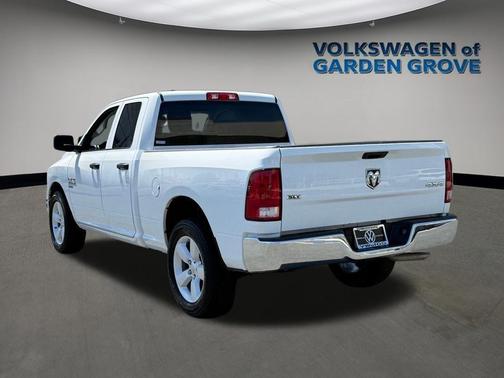 Bright White Clearcoat 2024 RAM 1500 Classic SLT