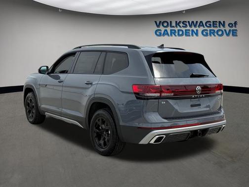 pure gray 2026 Volkswagen Atlas Peak Edition