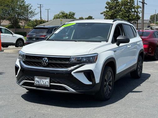 Pure White 2024 Volkswagen Taos 1.5T S