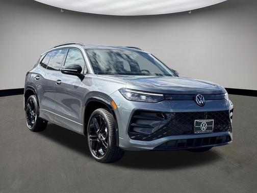 2025 Volkswagen Tiguan 2.0T SE R-Line Black 4MOTION
